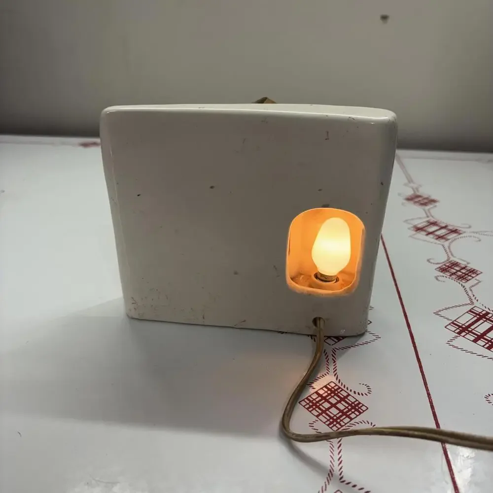 Vtg Relco Japan Nativity scene mini lamp or nightlight